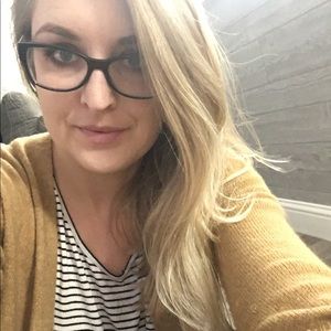 Meet your Posher, Mikayla